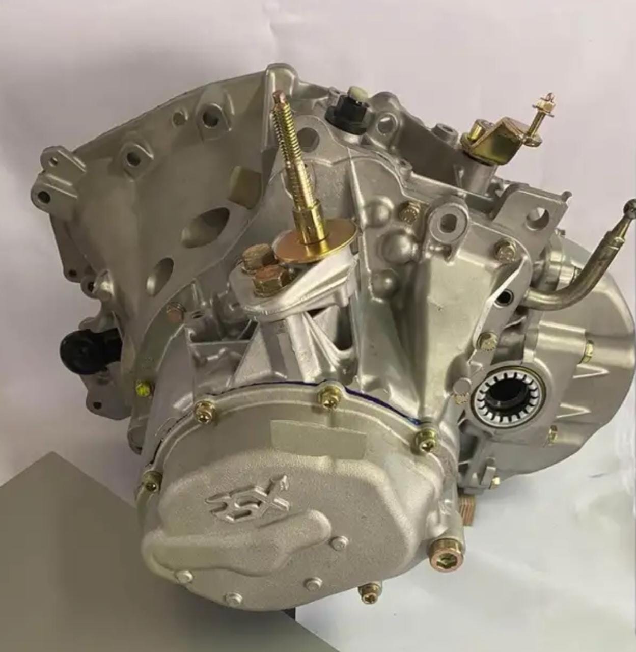 5th gear aluminum case for PSA BE 5-speed gearboxes